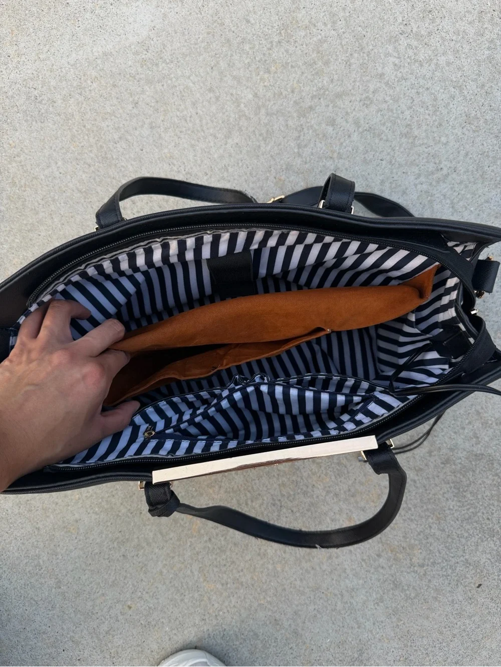 Black Laptop Work Tote Bag | Fits 15” Laptop | Crossbody & Shoulder Bag